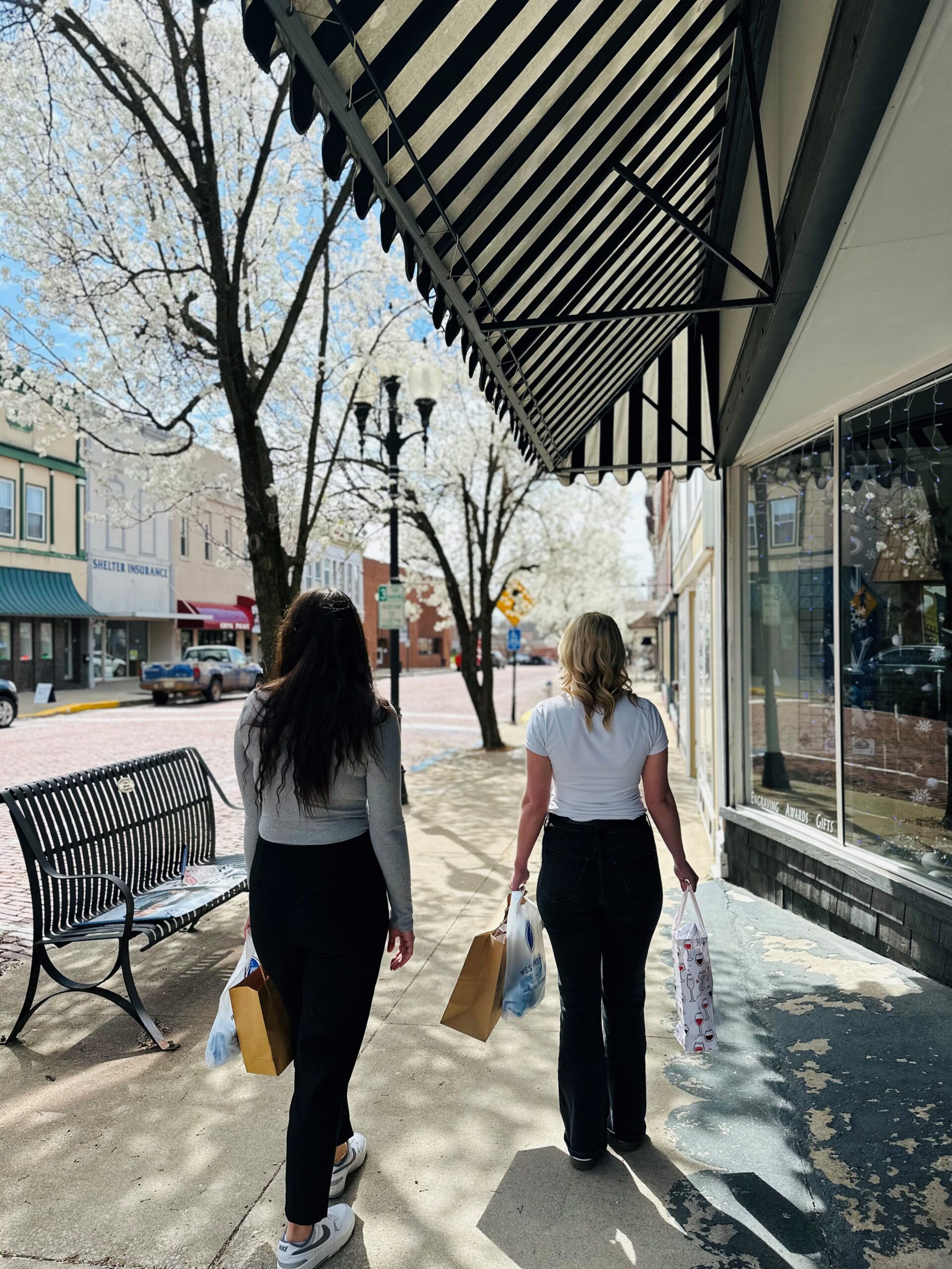 Spring Shopping 4 McD_Fulton_Sept_2024_Becks_5-3.jpg